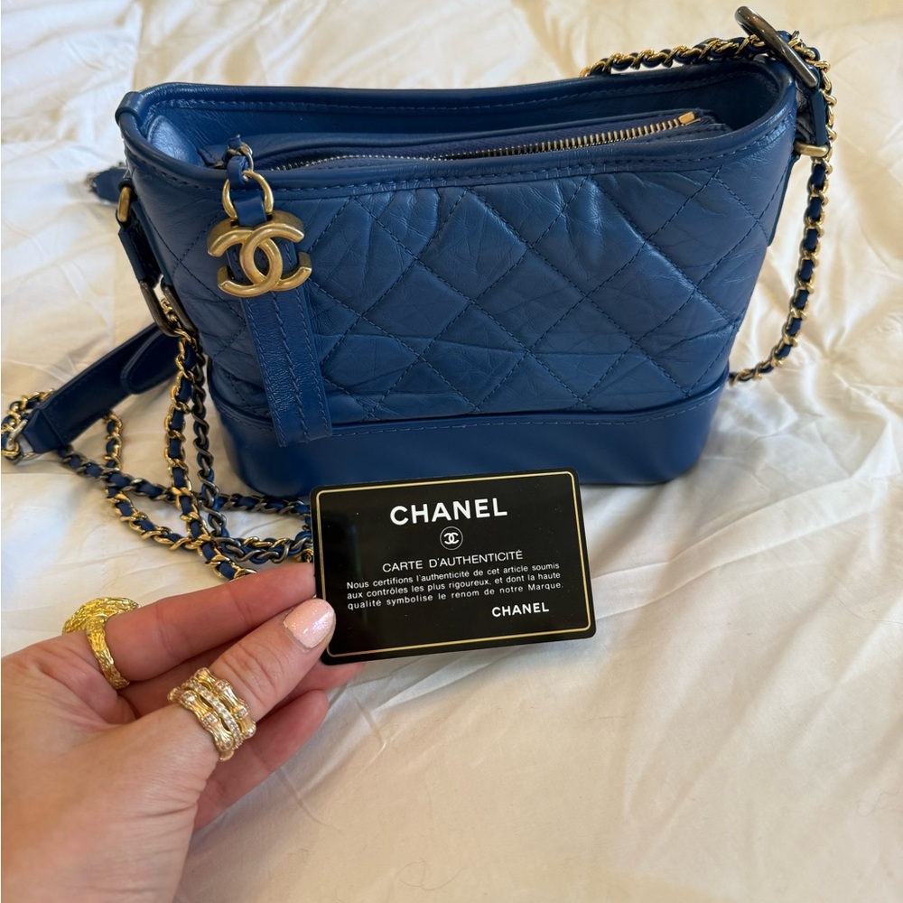CHANEL Quilted Navy Lambskin Shoulder Bag with Gold & Silver Mixed metals Chain